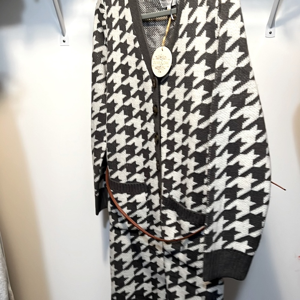 Sweater dress, nice pattern - XL - with belt